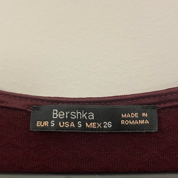 Mini burgundy winter dress - Picture 3 of 4